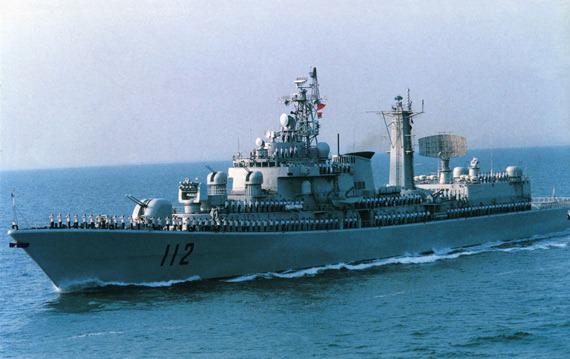 易盛通 中华第一舰或退役，112“哈尔滨”舰升级055，留下的空缺由谁填补